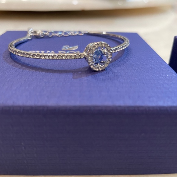 Dancing Crystal Bracelet Swarovski - Picture 4 of 6